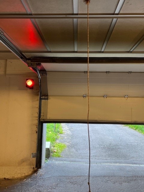 Lysregulering ved inn/utkjøring av garasjen